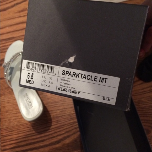 KENNETH COLE Silver Bling Mule Slide Kitten Heel Sandals 6.5 - Picture 3 of 4